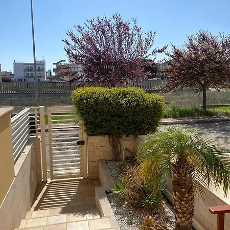 Apartment La Casetta Di Giuly - Locazione Turistica *