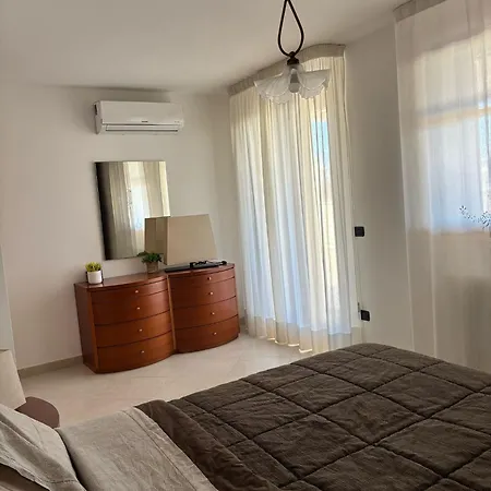Apartment La Casetta Di Giuly - Locazione Turistica *